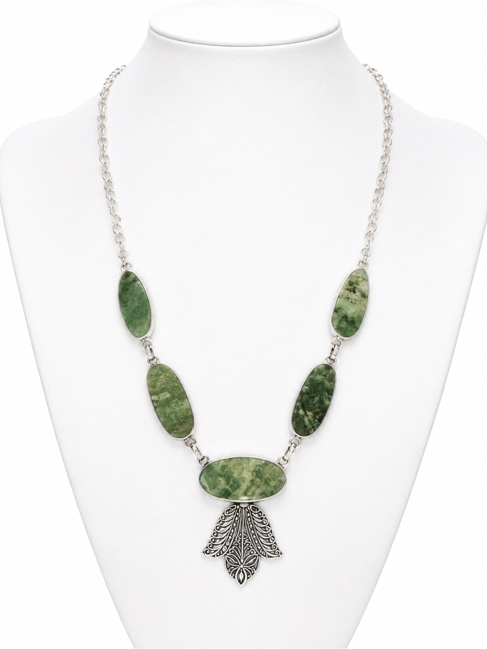Green Stone Pendant Necklace - Women Jewelry